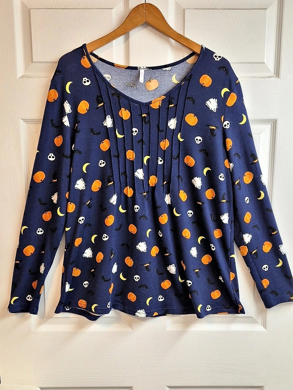 Women's Long Sleeve Printed Halloween Shirt